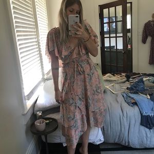 Vintage wrap dress in tropical print!